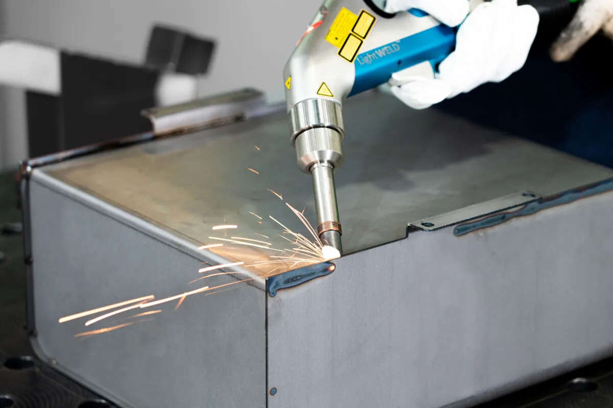 Are there many benefits of sheet metal fabrication?