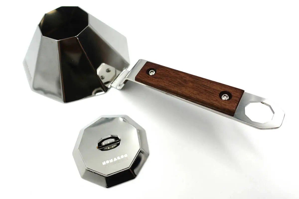 Taiwa has the dedicated expertise to make your perfect corporate gift